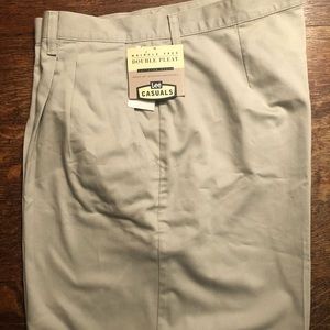VINTAGE Lee Casuals Women’s Tailored Style Double Pleat Short Size 18M